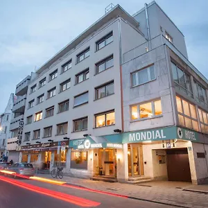 Hotel Centro Mondial City, Trademark Collection By Wyndham, München
